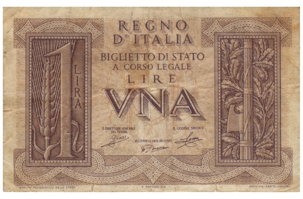 Collezione di Lire rare, evidenziando dettagli e caratteristiche uniche di monete storiche.